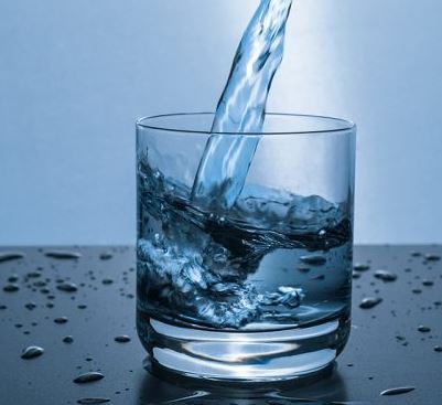 Water for anti-aging