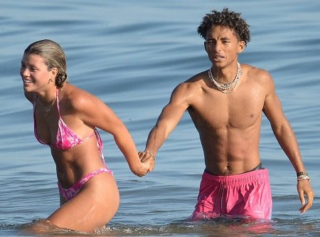 Sofia and Jaden were captured holding hands and hugging